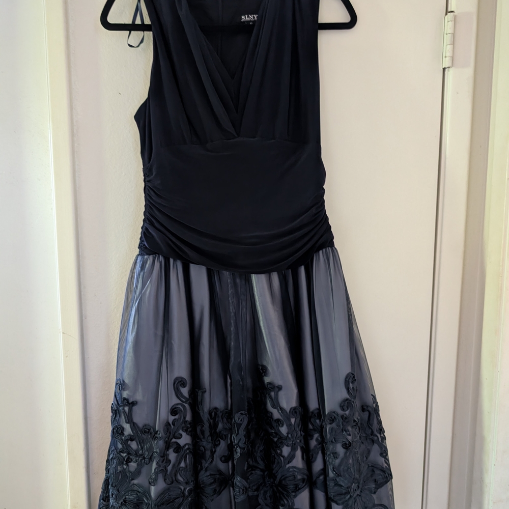 SLNY Black and Gray Midi Dress